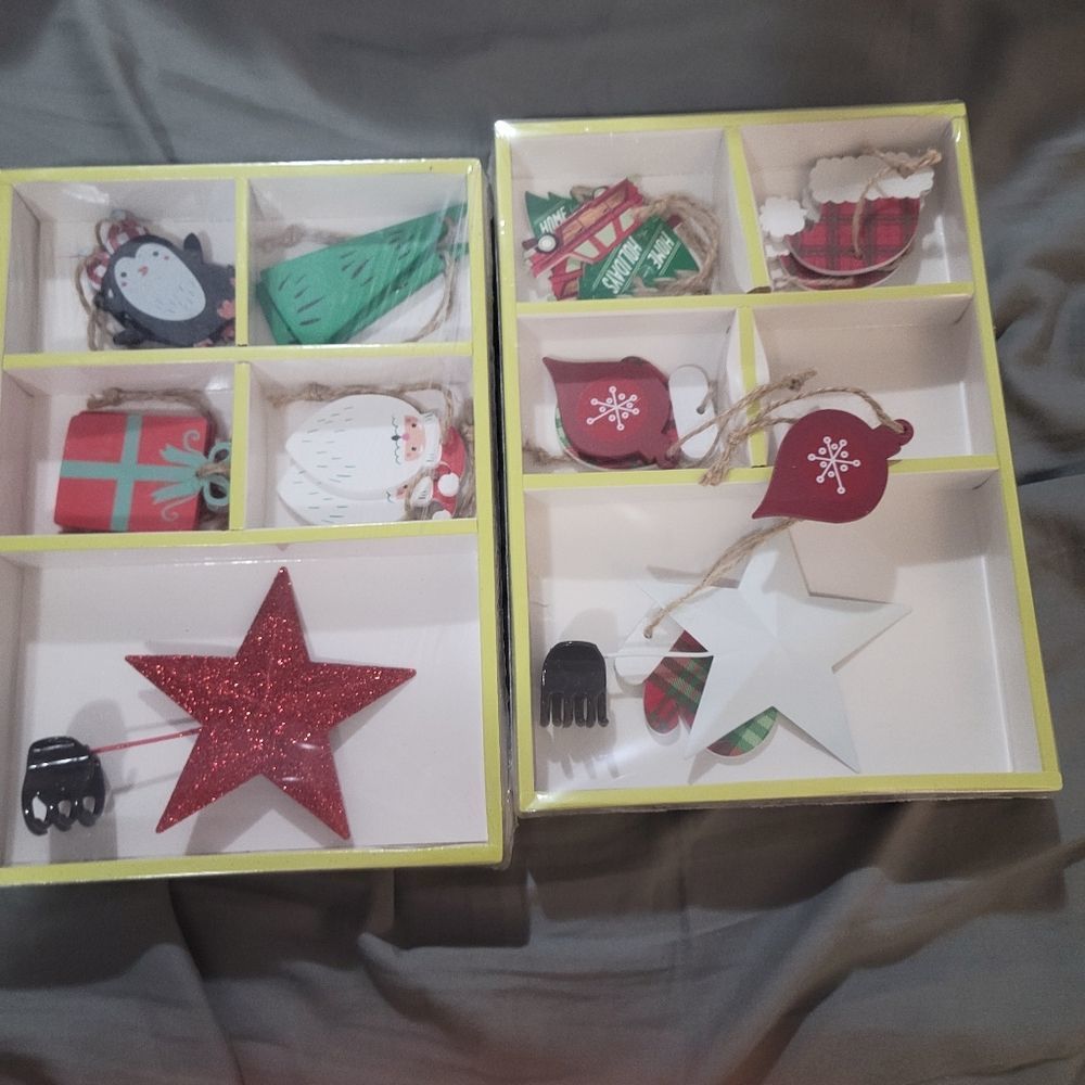 Bullseye playground 🎯 mini tree ornaments nwt